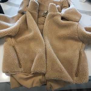 Alo Foxy Sherpa Jacket